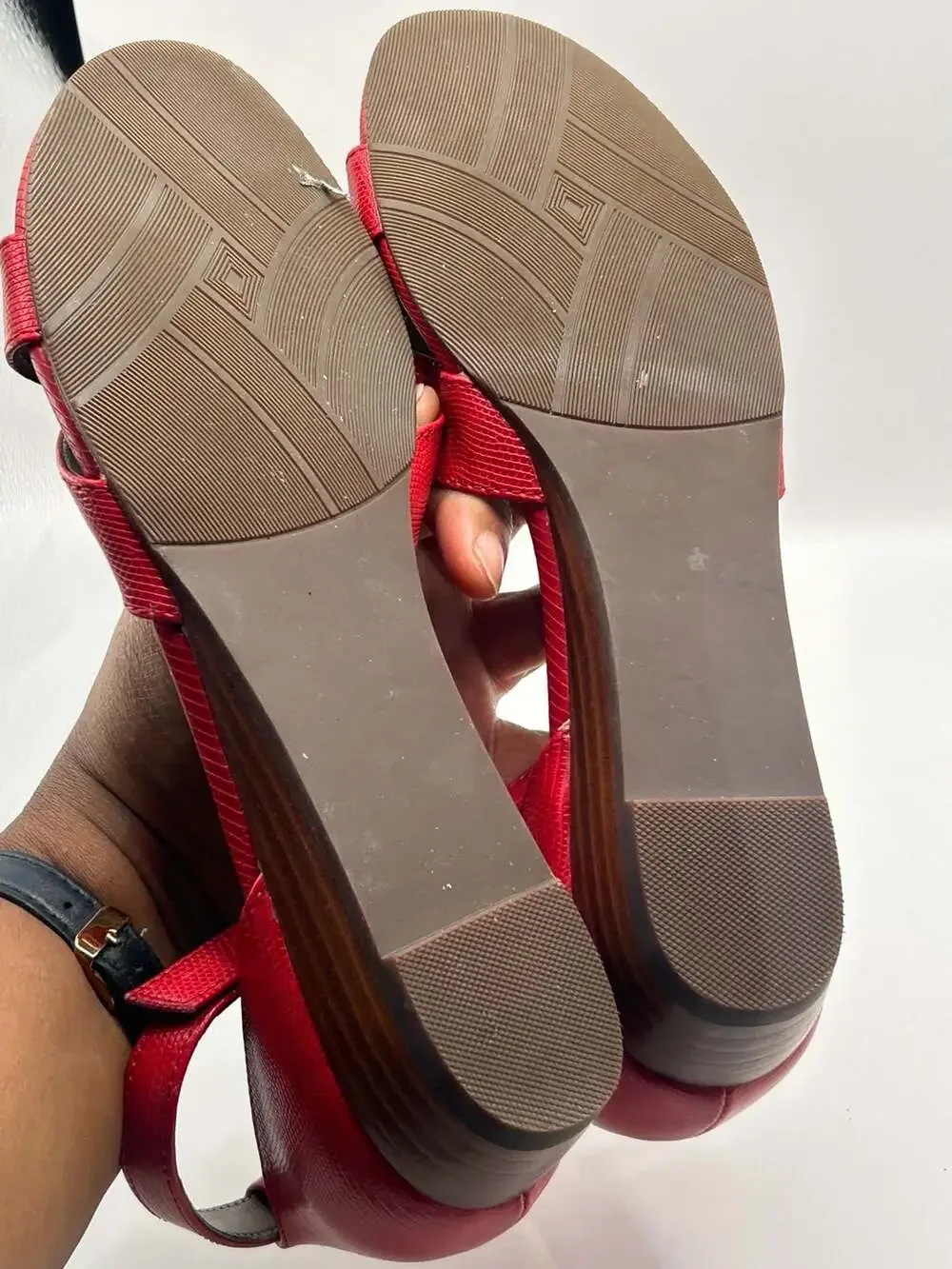 ARRAY Praise Red Textured Wedge Sandals with Ankle Strap